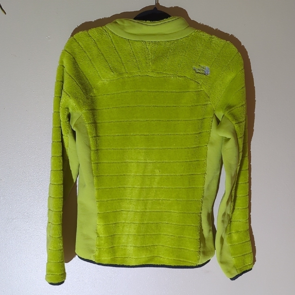 The North Face Women's Bright Green Ski Jacket - Picture 5 of 10